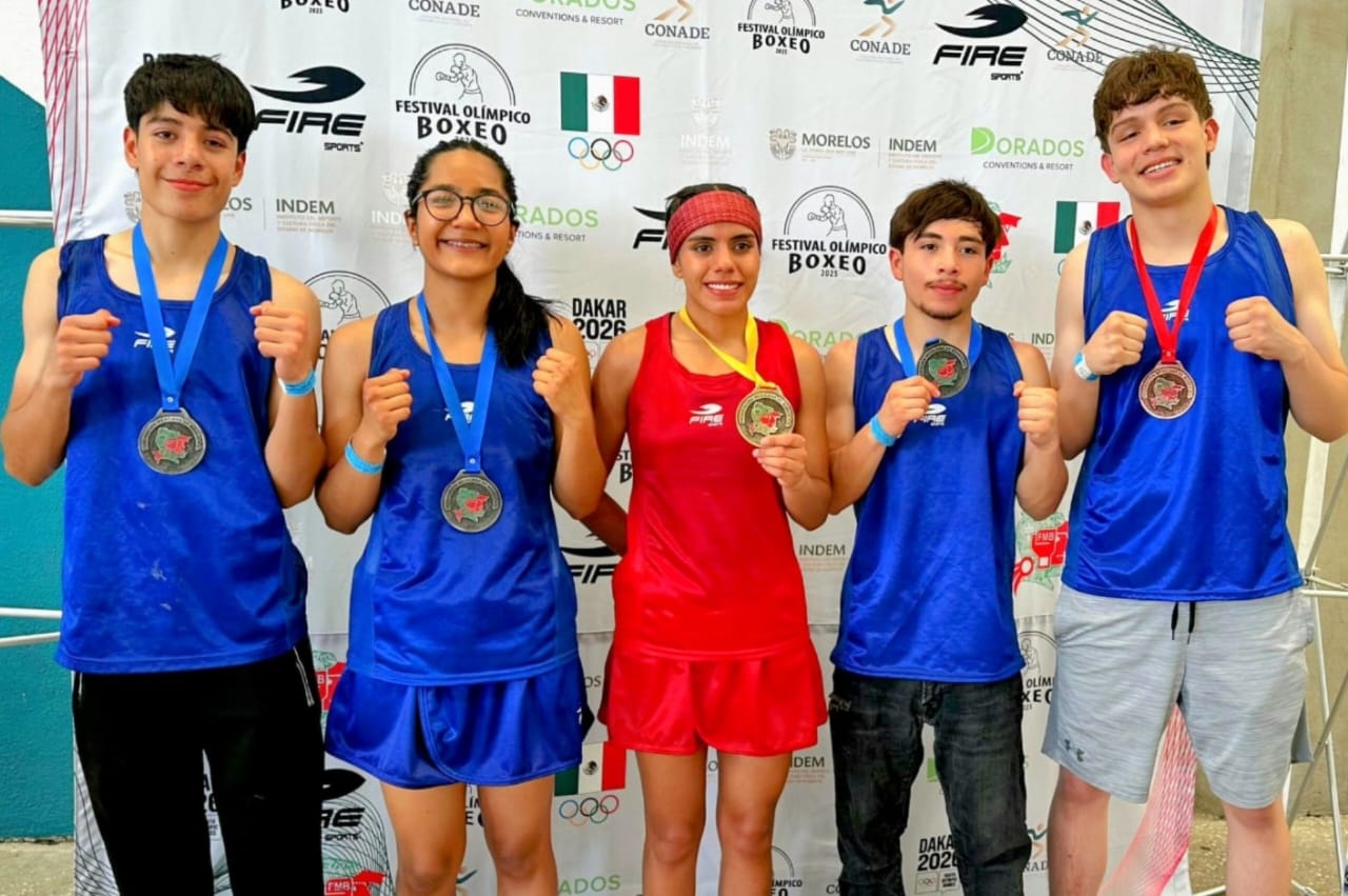 Los cinco medallistas en diferentes categorías y ambas ramas, le dieron
grandes satisfacciones a Durango en el Festival Olímpico de Boxeo. (IED)
