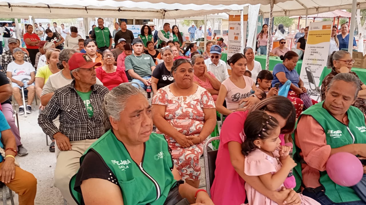 Gran respuesta registran en brigada de salud en el ejido Mayrán de San Pedro