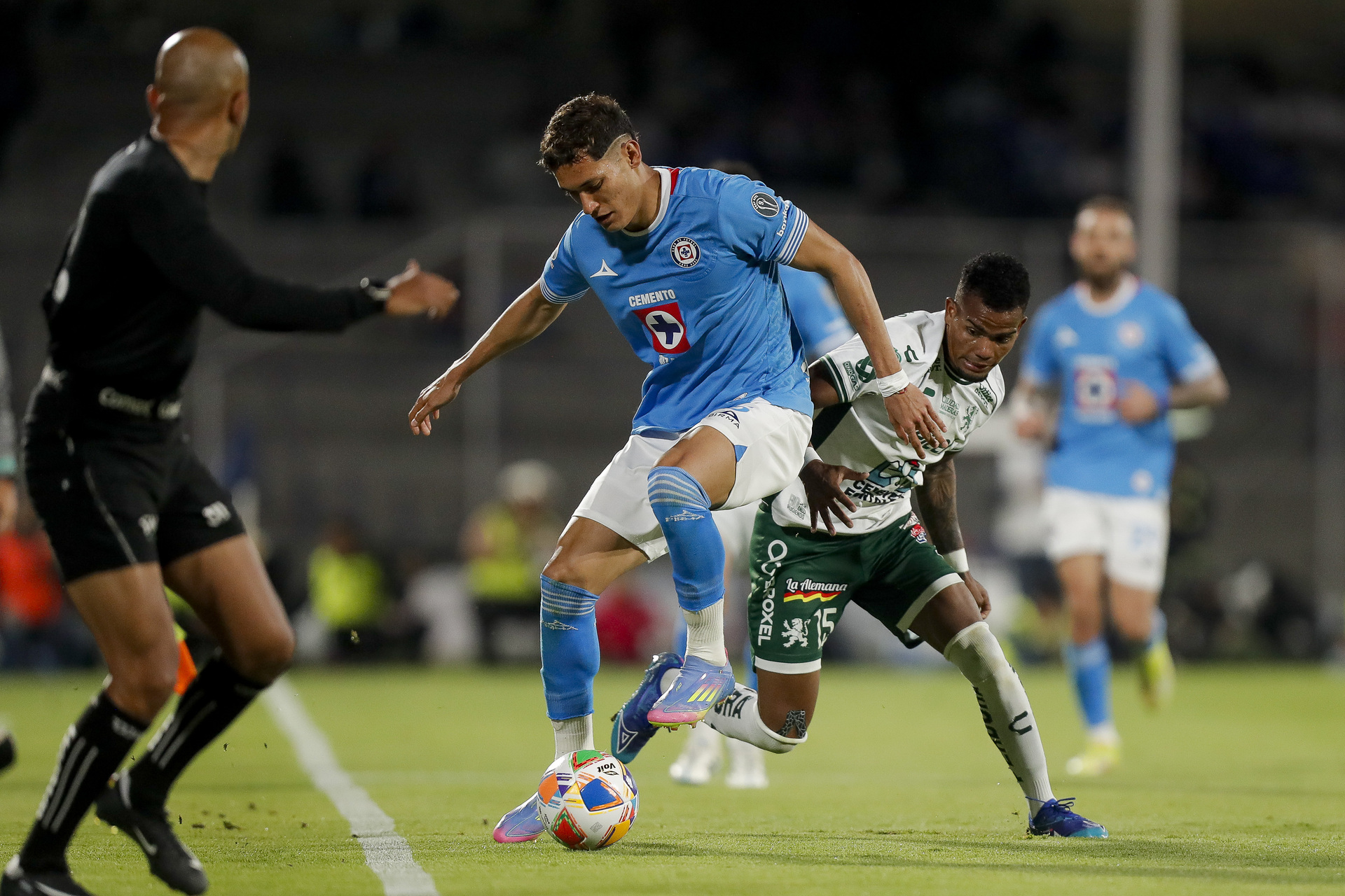 Cruz Azul vence al León y se enfrentará en la semifinal al campeón América