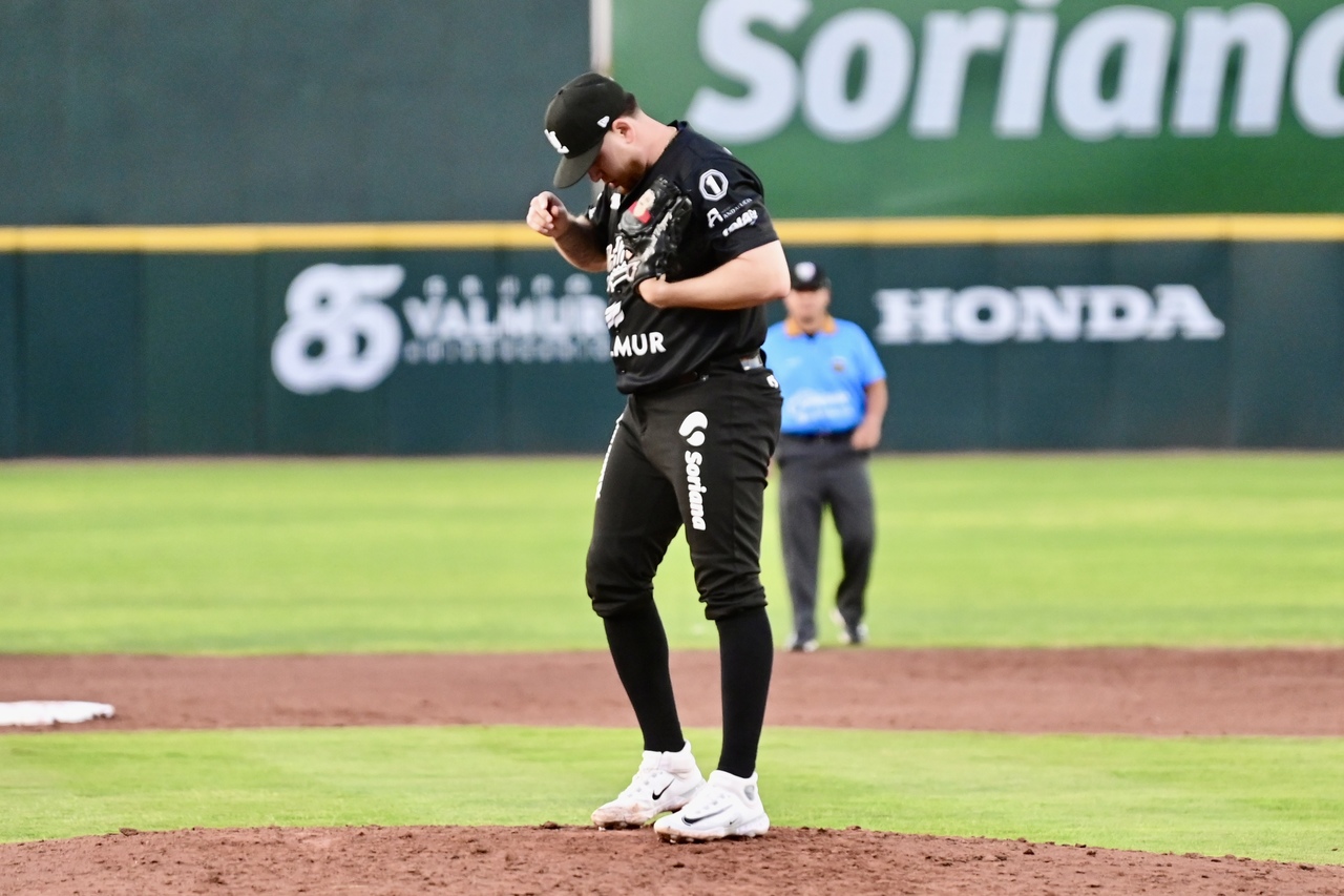 Miguel Vázquez sumó una nueva derrota a su historial como abridor de los Algodoneros, luego de lanzar por un lapso de cuatro entradas en el montículo del Estadio de la Revolución.