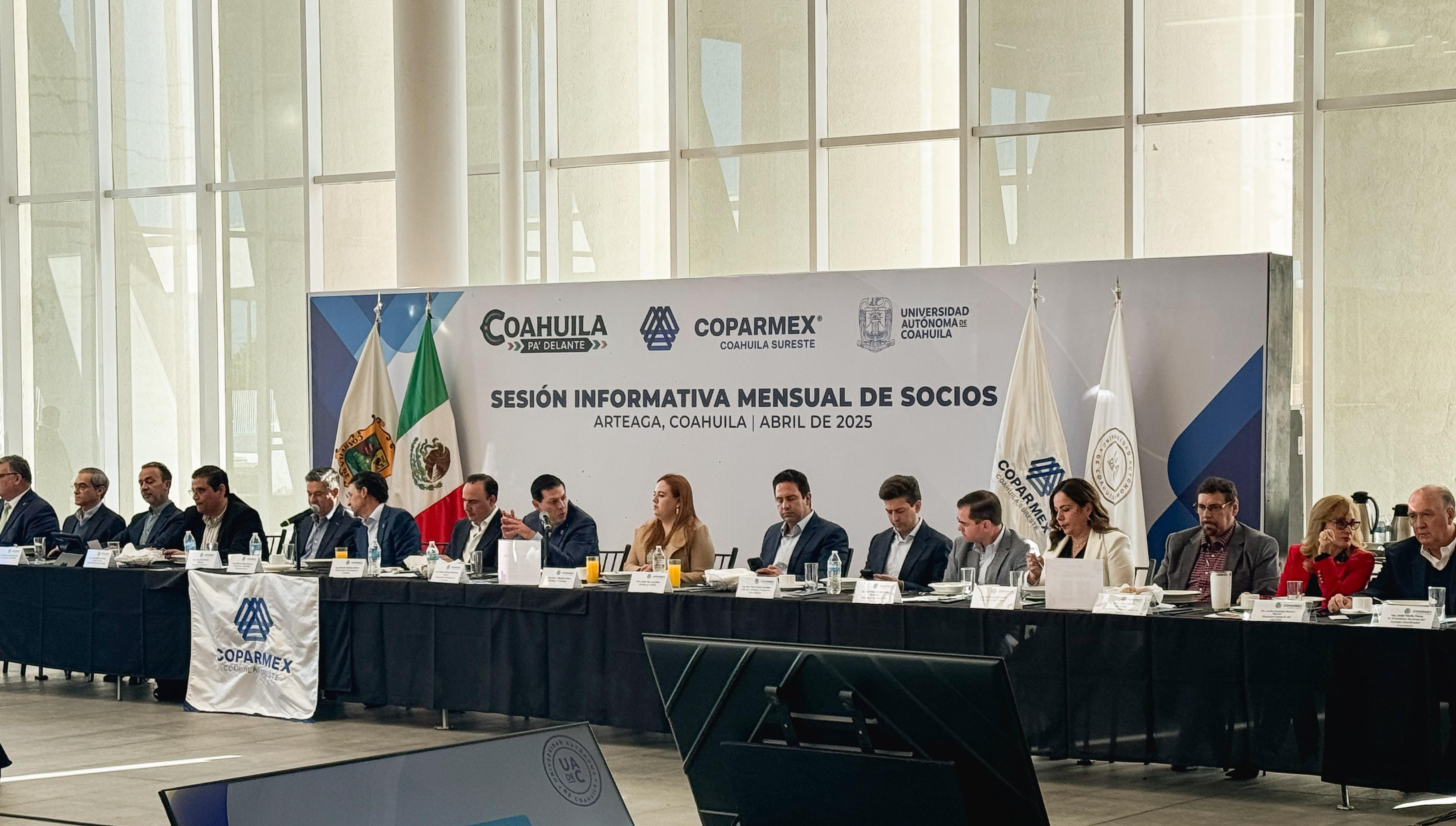 Informa COMPARMEX actividades; acude Gobernador Manolo Jiménez
