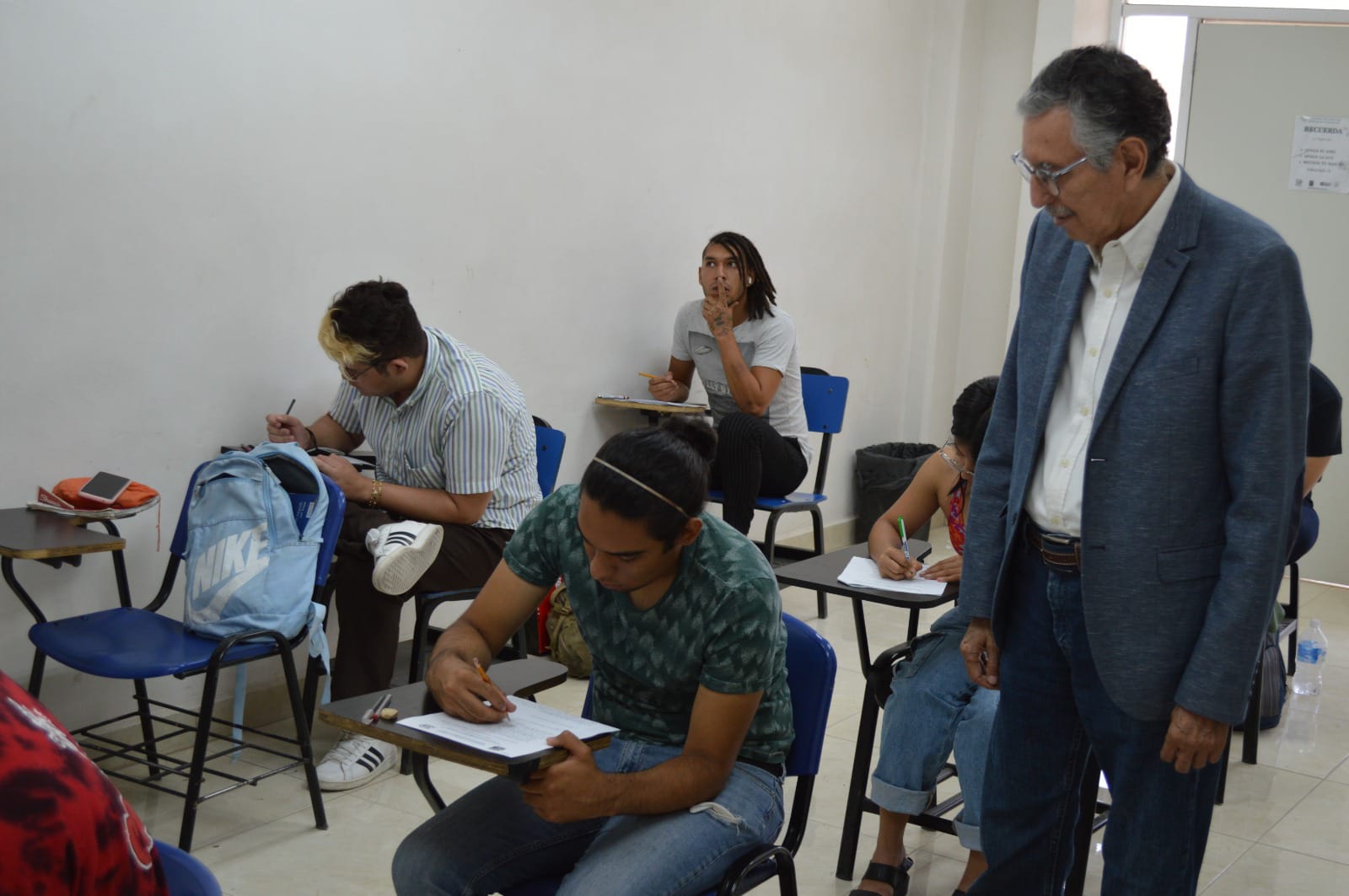 El pasado 16 de abril de 2025, Lerins Varela Castro cumplió 40 años como docente en la UA de C. (EL SIGLO DE TORREÓN)
 