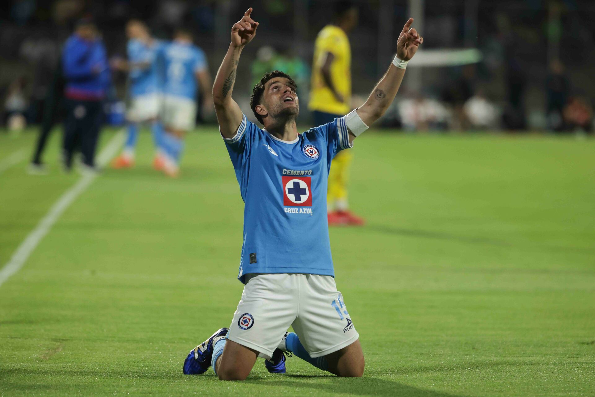 Cruz Azul toma ventaja en semifinales con triunfo ante América