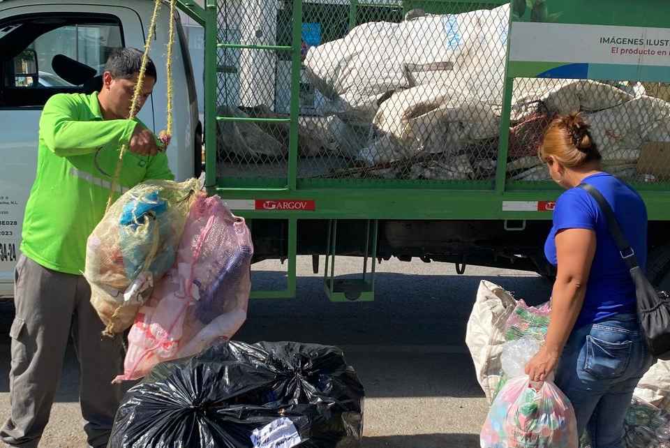 Ciudadanía responde con entusiasmo a jornada de reciclaje en San Pedro