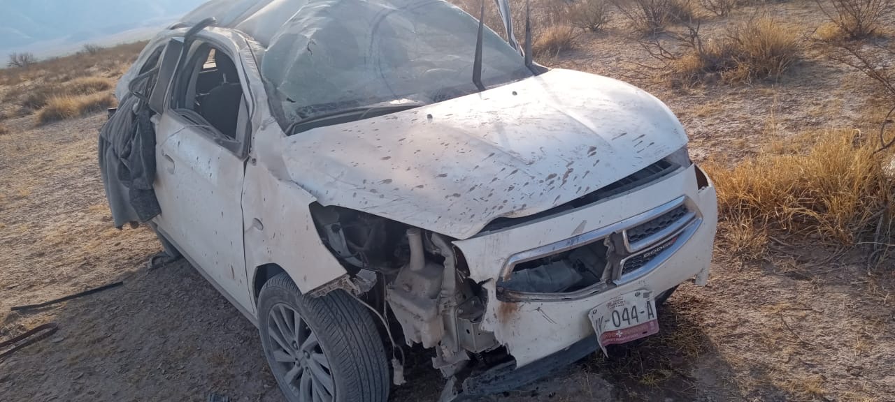Muere mujer tras volcadura en Lerdo, una persona más resultó lesionada