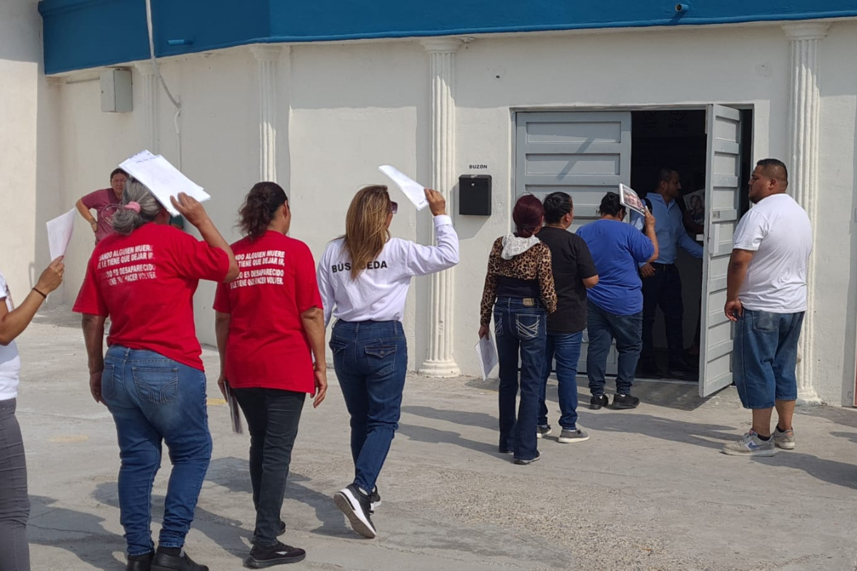Colectivos buscan en penal de Piedras Negras pistas sobre familiares desaparecidos