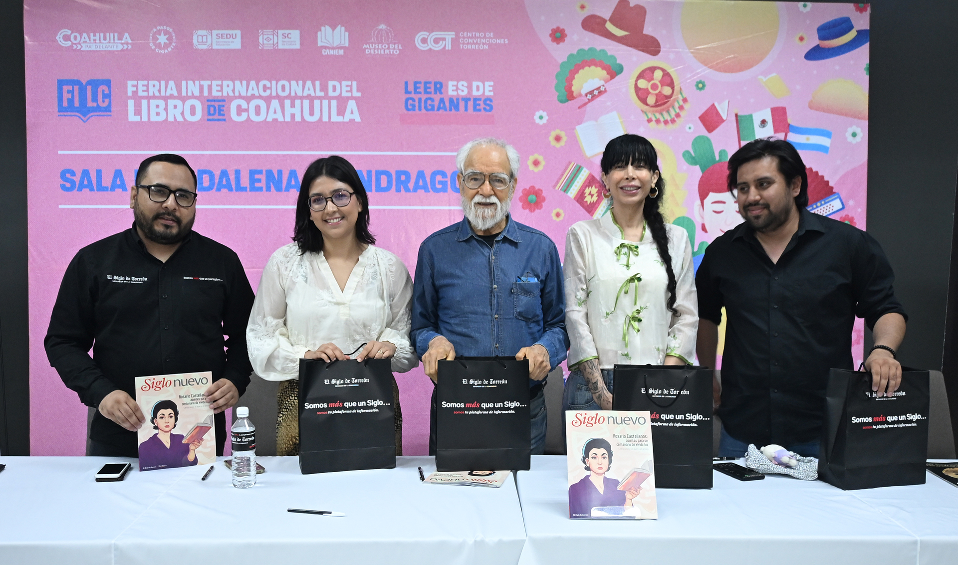 Saúl Rodríguez, Sofía Gamón, Saúl Rosales, Aurora Hernández y Alfredo Castro.
