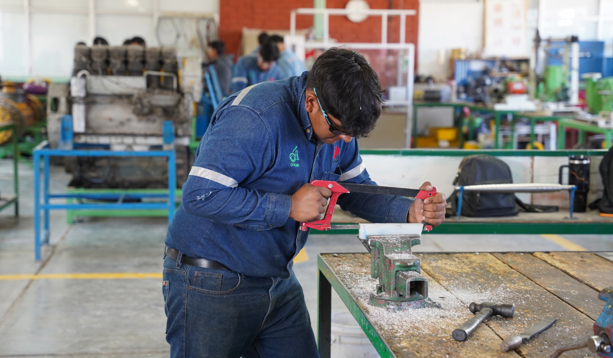 Peñoles apoya la educación de jóvenes de comunidades remotas