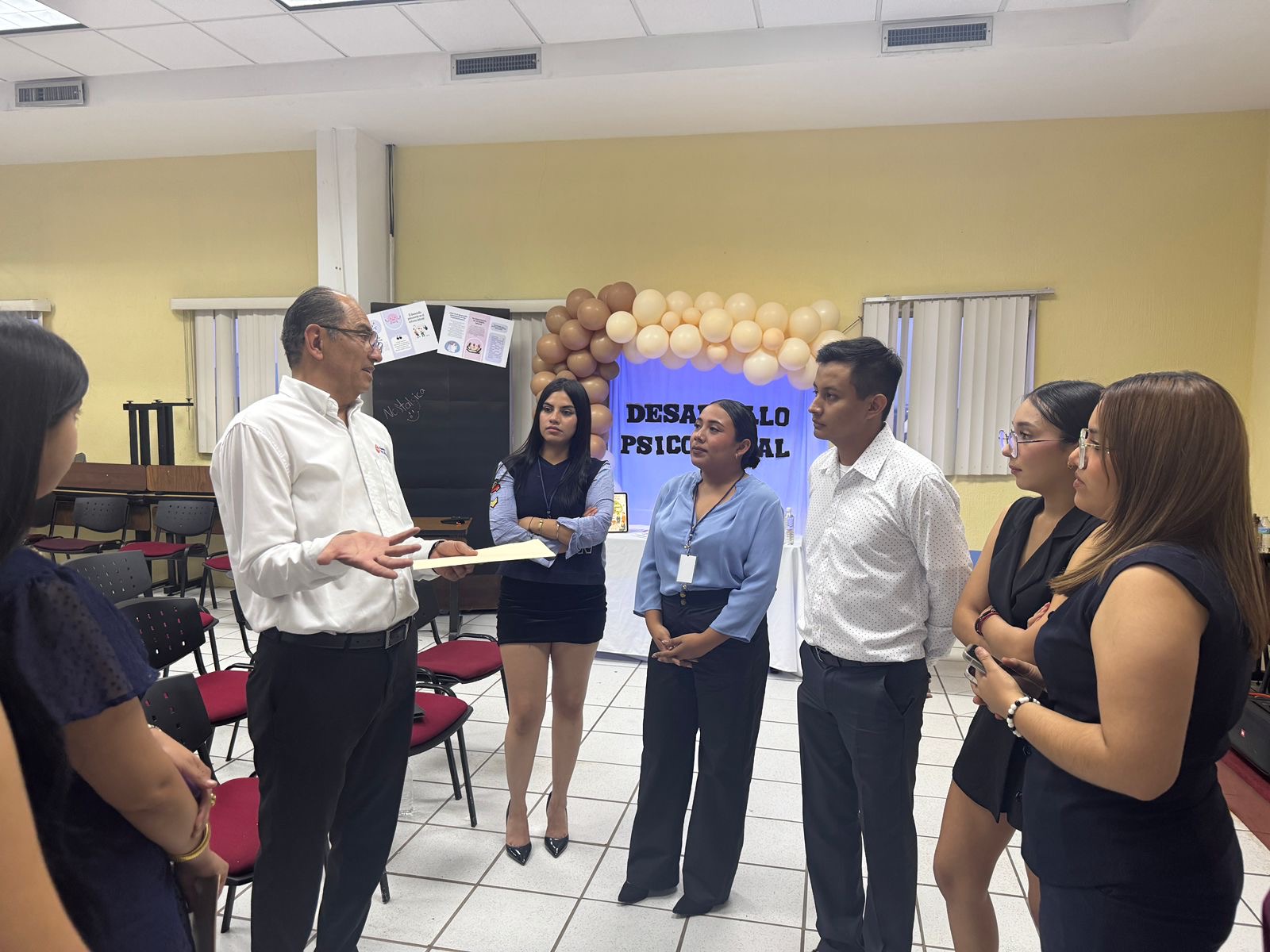 Feria de Desarrollo Humano en la UANE Torreón destaca la importancia del capital humano