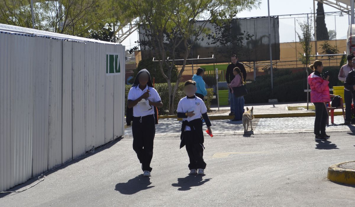 Uniformes y útiles escolares gratuitos ya son un derecho en Durango