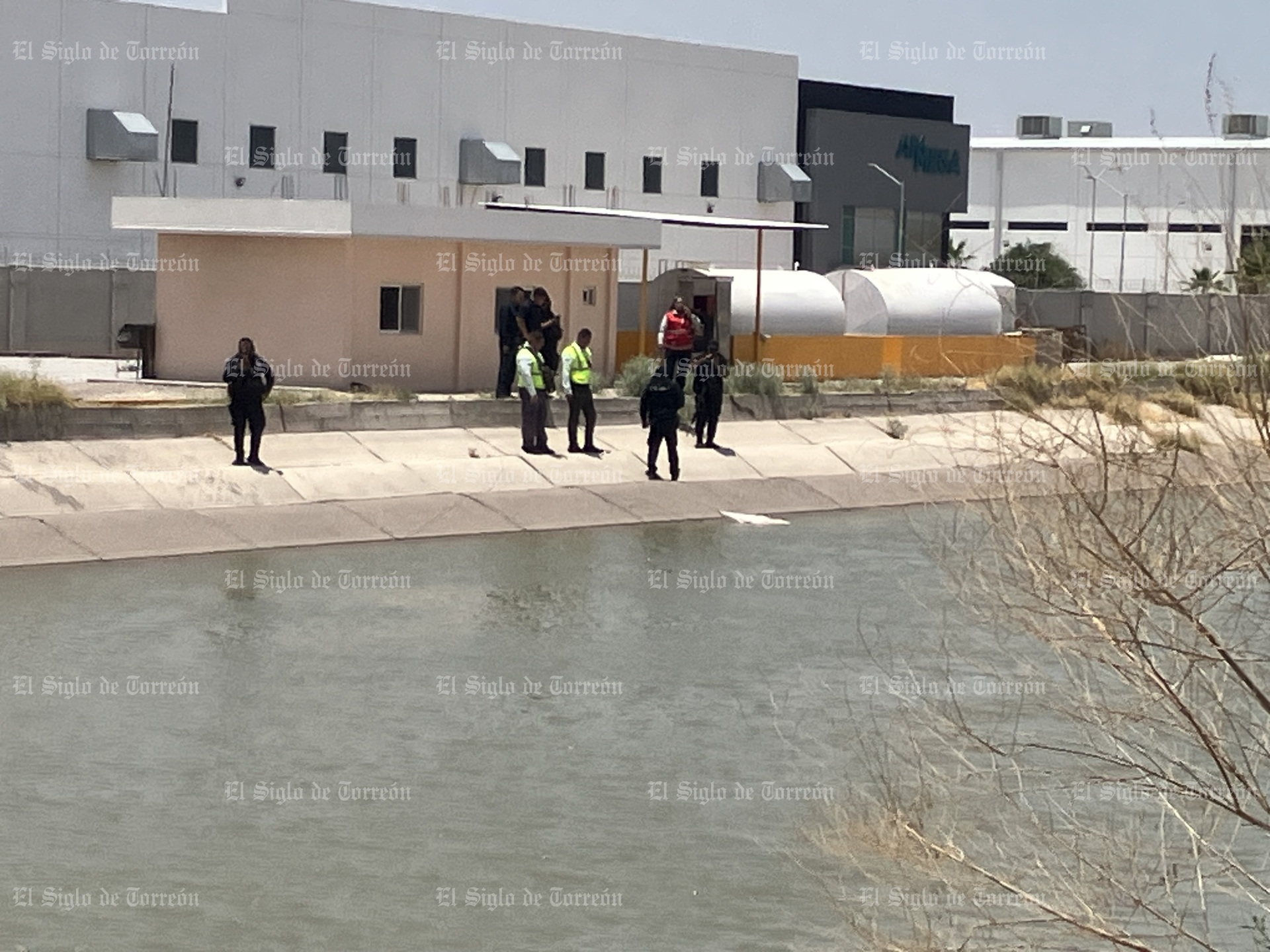 Muere adulto mayor tras caer al canal Sacramento en Gómez Palacio