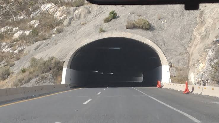 Continúa Arteaga sin presupuesto para rectificación del tramo Los Chorros en la Carretera Federal 57