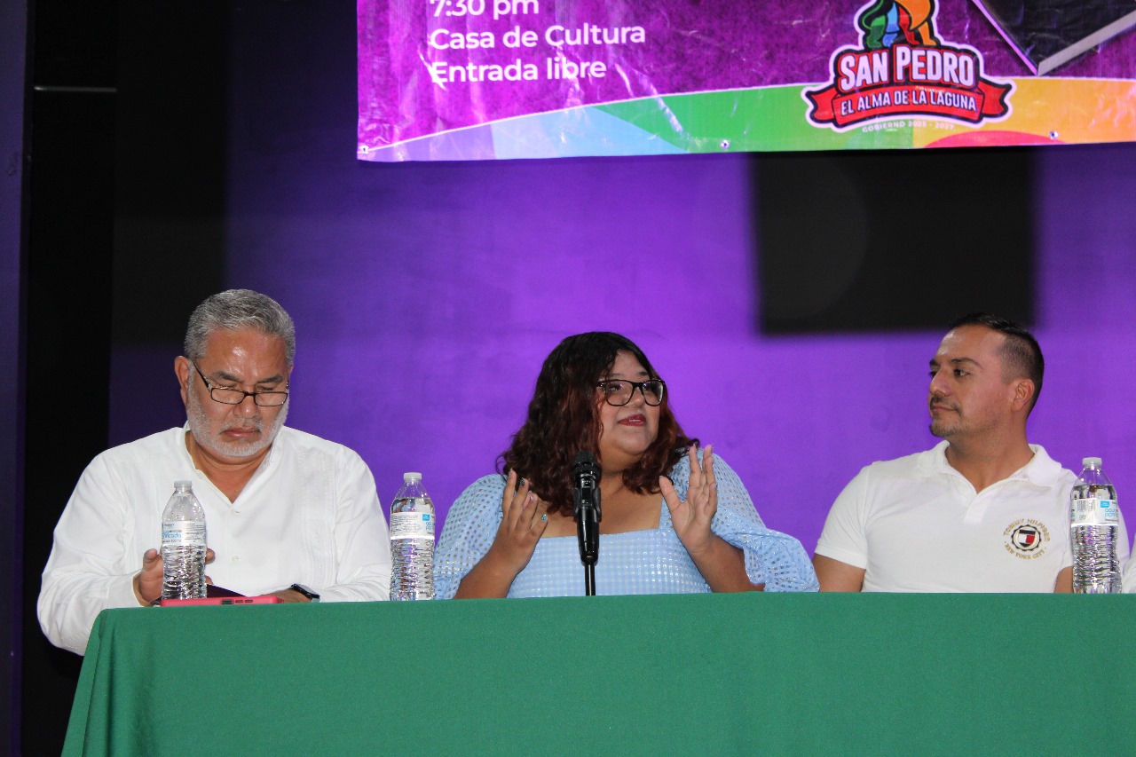 Eve Reyes, joven sampetrina presenta su primer libro “Ecos del Pasado”