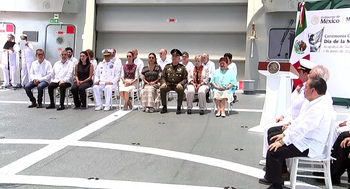 Claudia Sheinbaum encabeza ceremonia del Día de la Marina Nacional