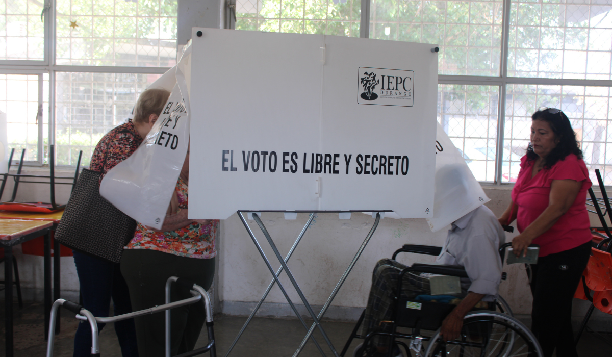 Personas con discapacidad enfrentan obstáculos para votar en Lerdo