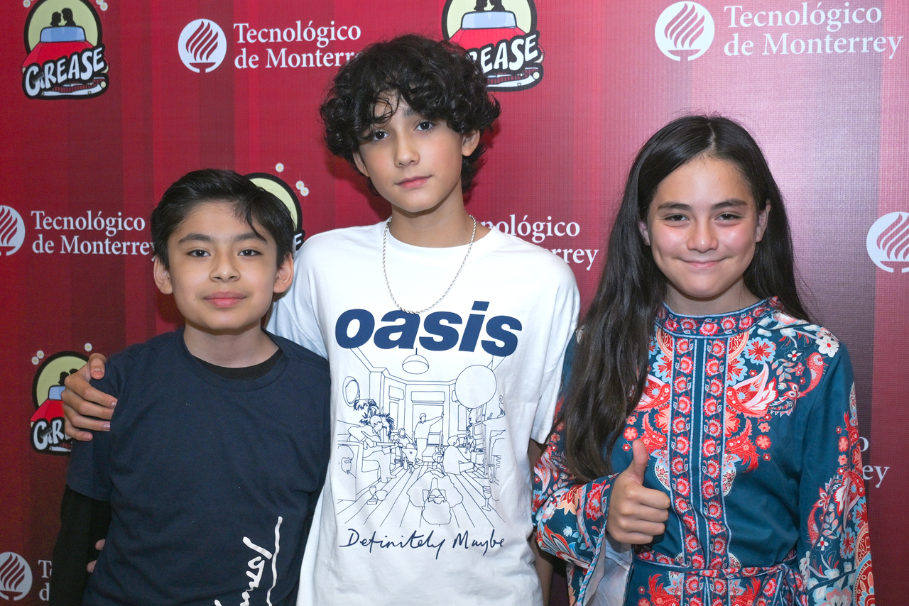 Santi, Héctor y Ana Beatriz.