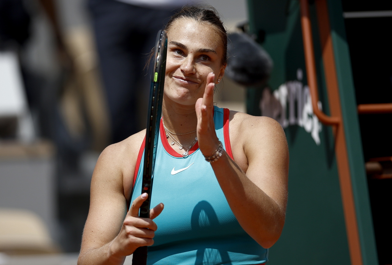 La tenista bielorrusa confirmó su lugar en esta etapa tras dejar en el camino a la campeona olímpica, la china Qinwen Zheng.