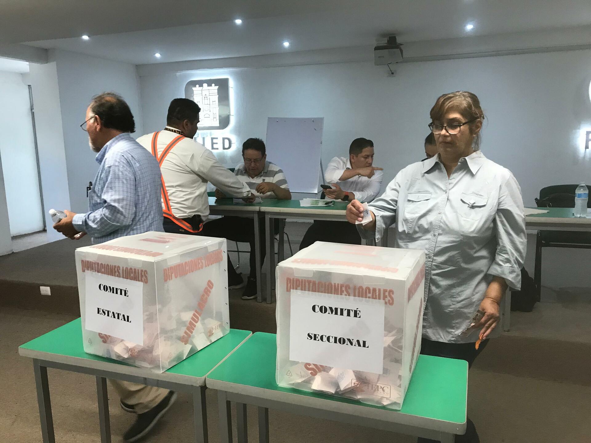Inician votaciones para renovar Comité Estatal y sección Gómez Palacio del SPAUJED