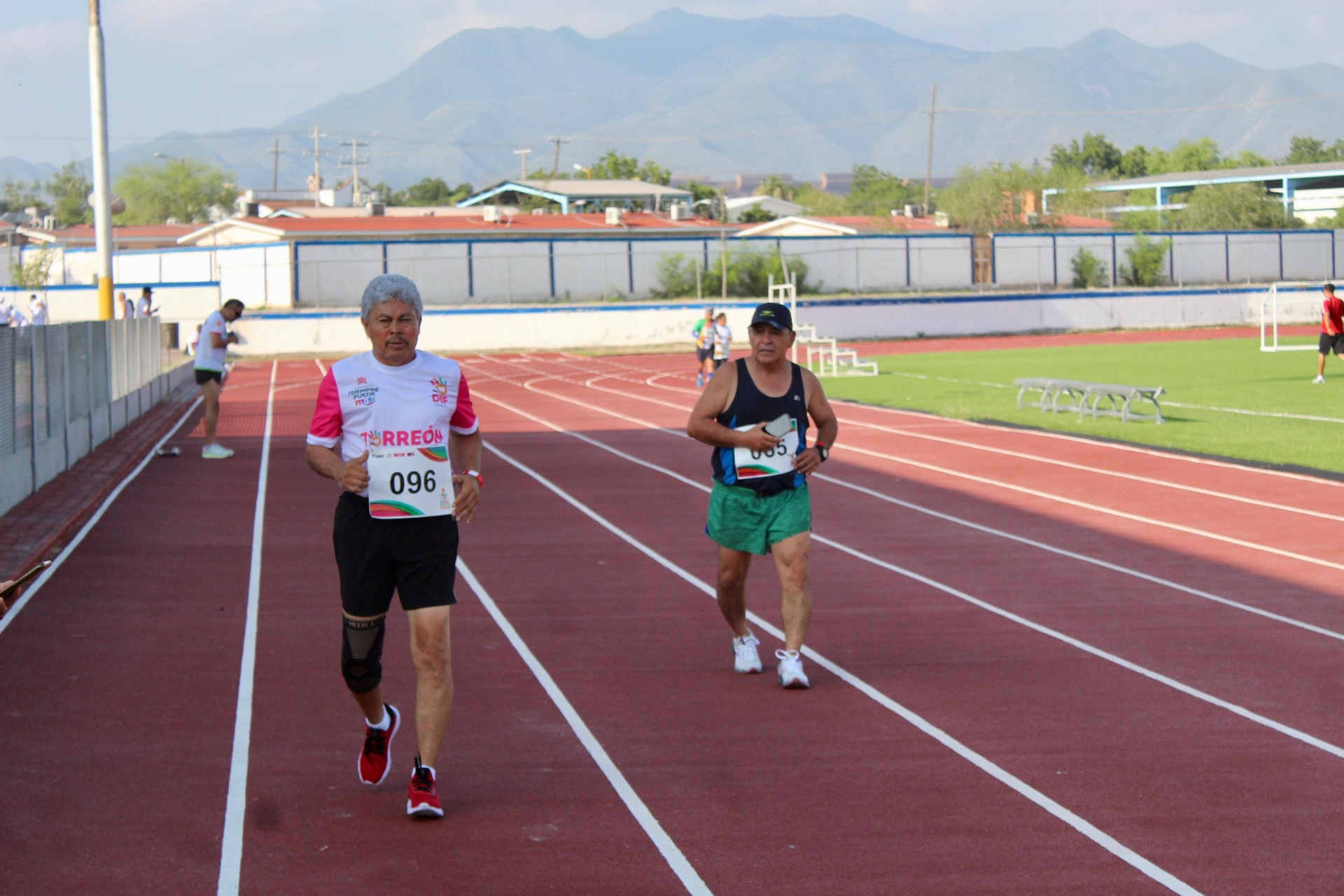 Delegación Torreón logra 51 medallas en juegos estatales para adultos mayores