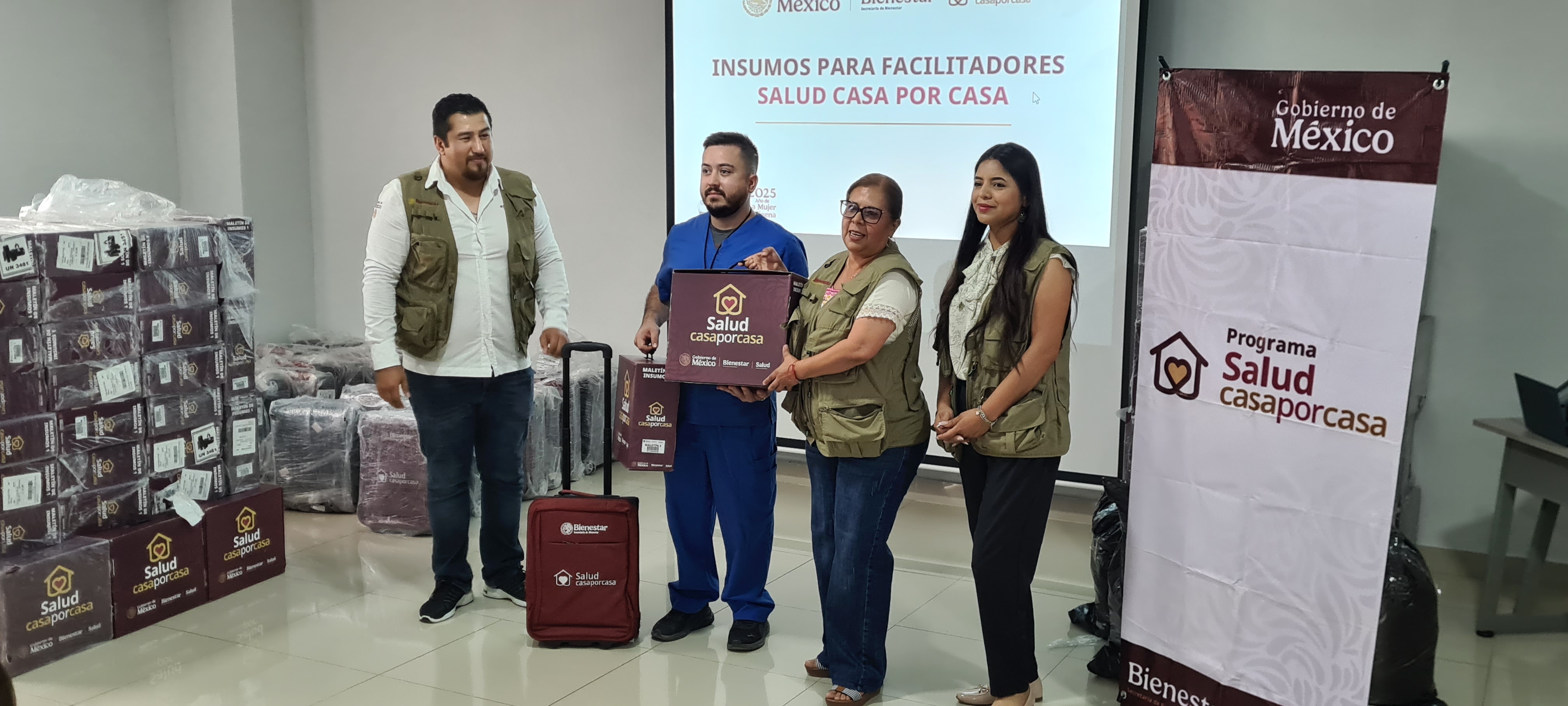 Capacitan los facilitadores del programa Salud Casa por Casa en el norte de Coahuila