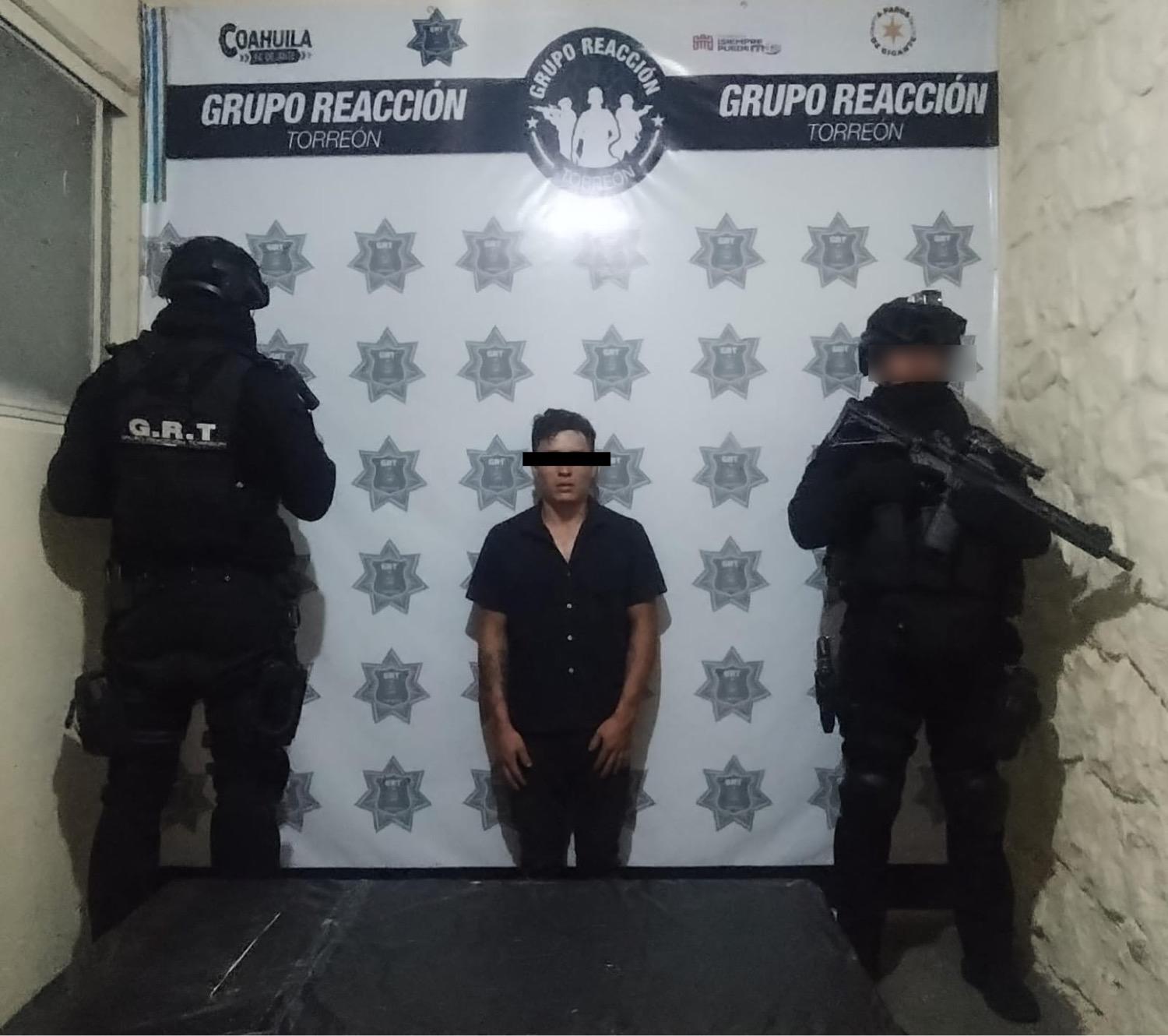 Grupo de Reacción Torreón recupera automóvil sustraído en restaurante