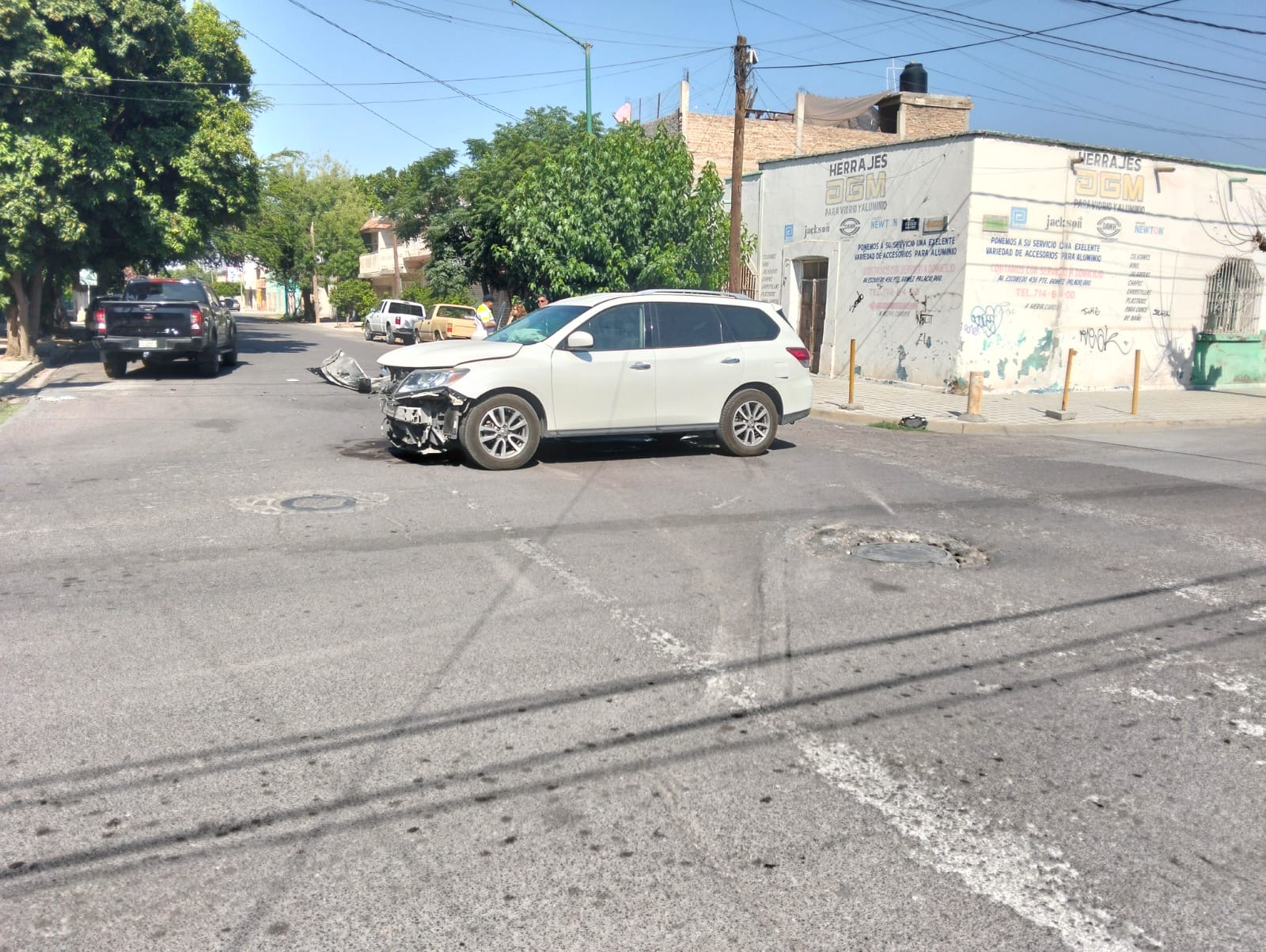 Conductora no respeta alto y provoca accidente en Gómez Palacio