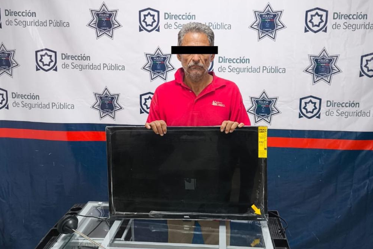 Hombre es detenido por robo de pantalla en tienda del Centro de Torreón
