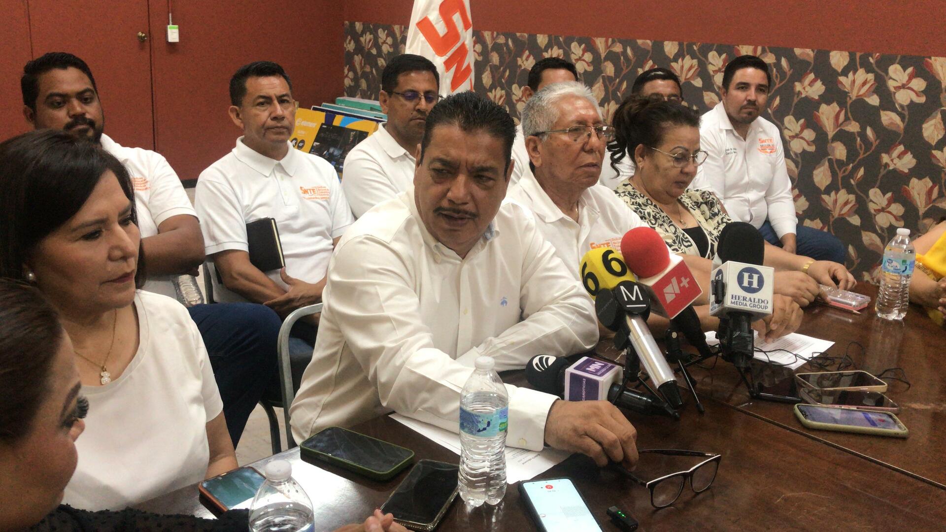 Sección 35 de La Laguna condena actos de violencia en sede del SNTE