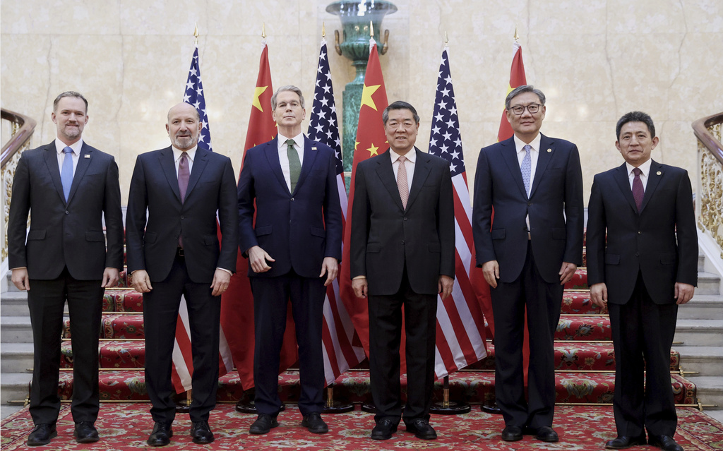 EUA y China acuerdan un marco para resolver sus disputas comerciales