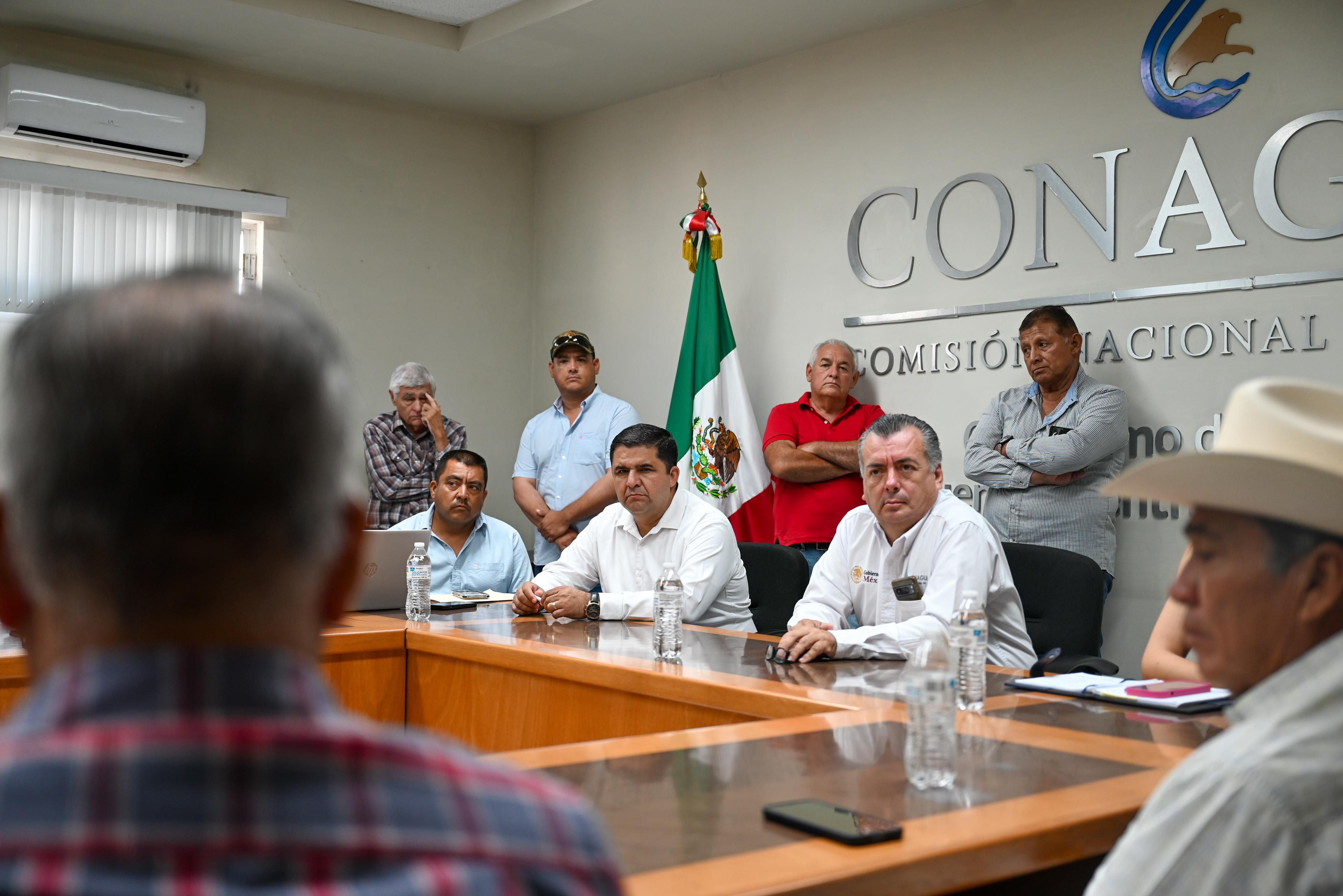 Alcalde de Lerdo se reúne con director de Conagua y productores lerdenses