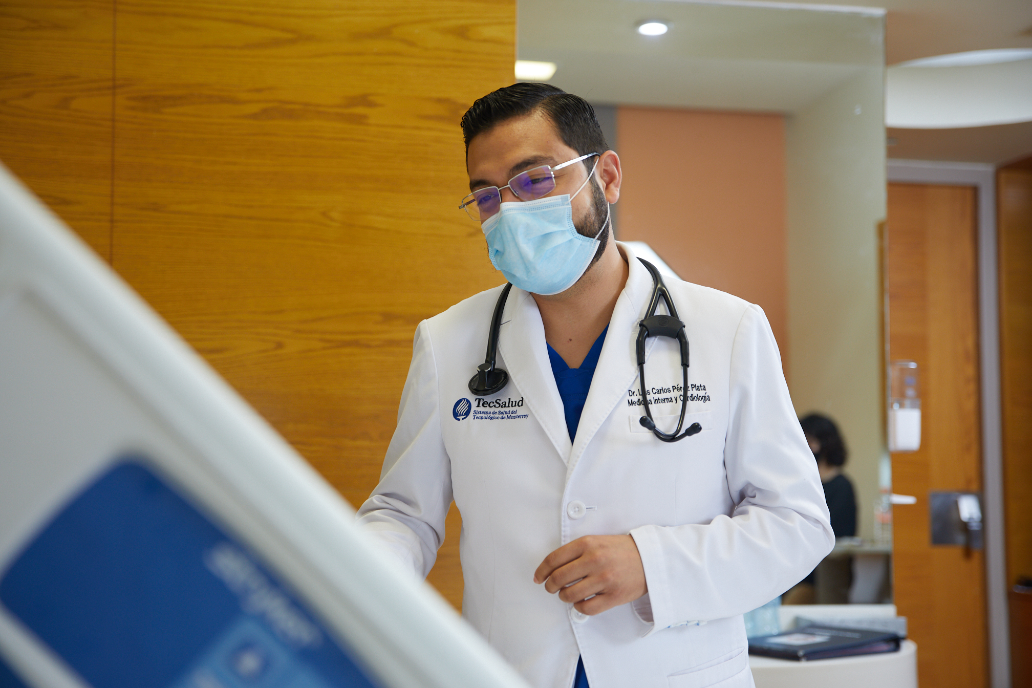 Especialista sugiere que hombres se realicen Check-up cardíaco después de los 40