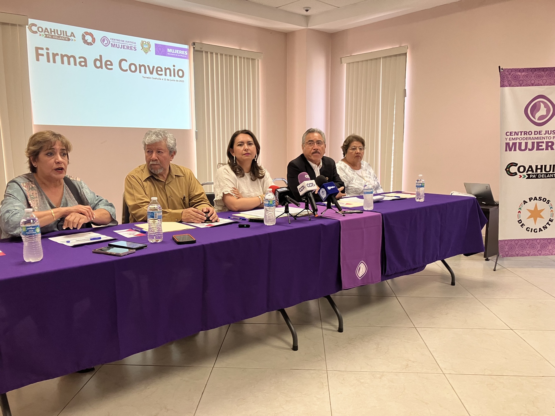 Secretaría de las Mujeres firma convenio de colaboración con la UAAAN y Canacintra Torreón