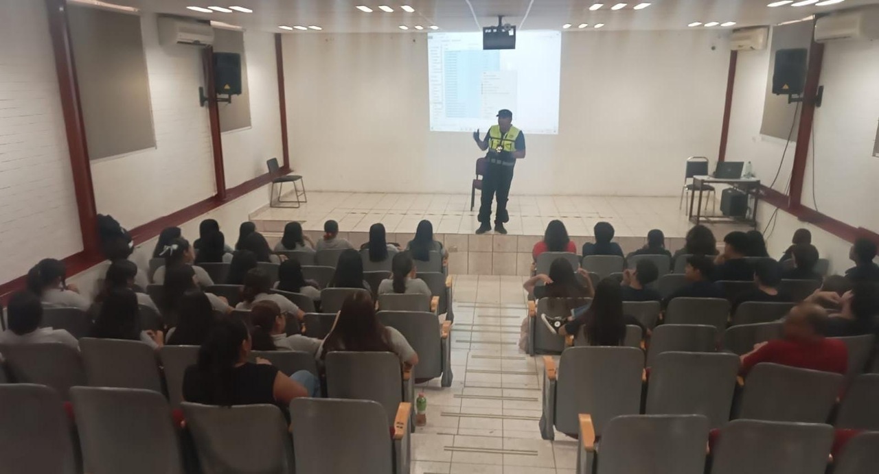 Registran avance del 70 % capacitaciones viales del CBTIS 4.
