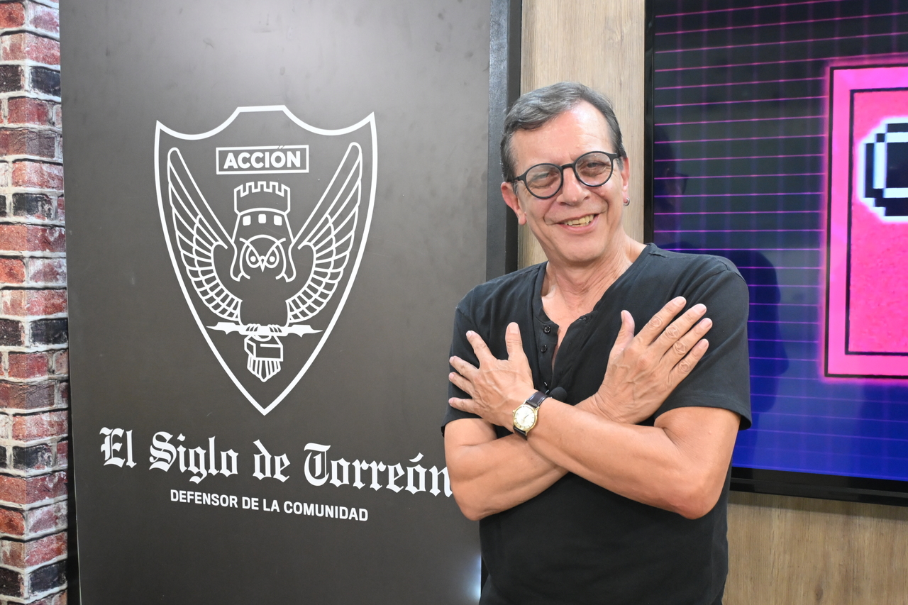 Apasionado. La dedicación y la experiencia lo llevaron a ser parte del mundo del doblaje, donde
ha tenido la oportunidad de prestar su voz a entrañables actores y personajes.