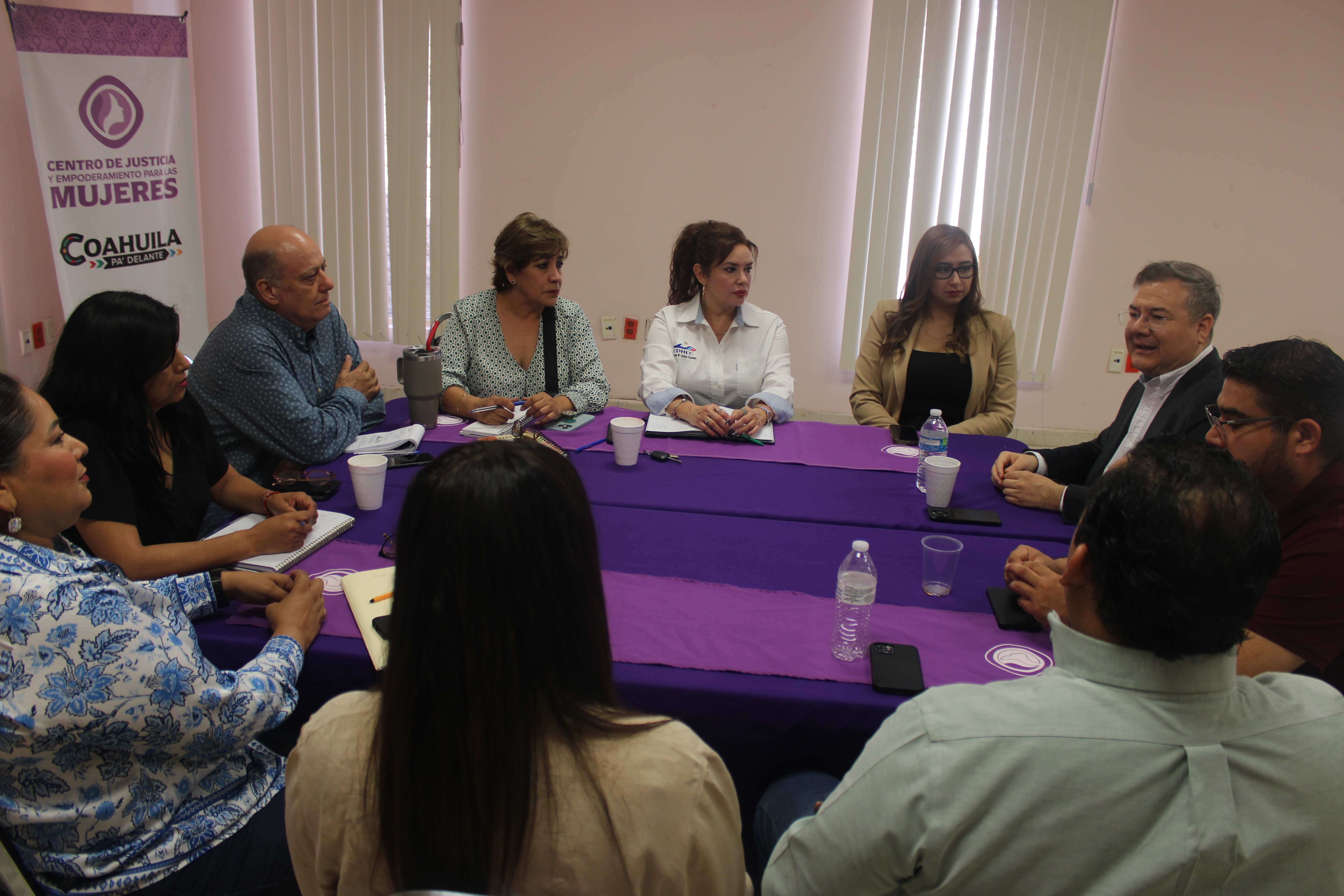 Delegado de la CDHEC visitó el Centro de Empoderamiento de la Mujer