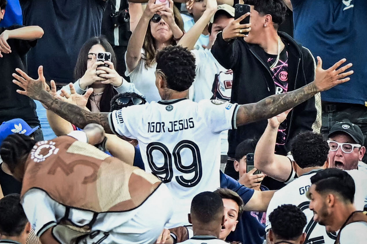 Botafogo deja tendido en la lona a PSG; el campeón de la Champions League pierde ante la mínima