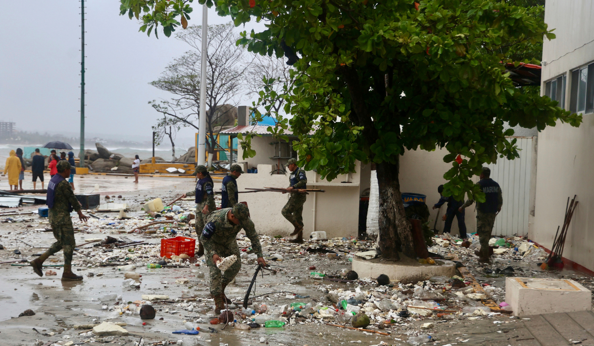 Erick se degrada a depresión tropical tras dejar un niño fallecido en México