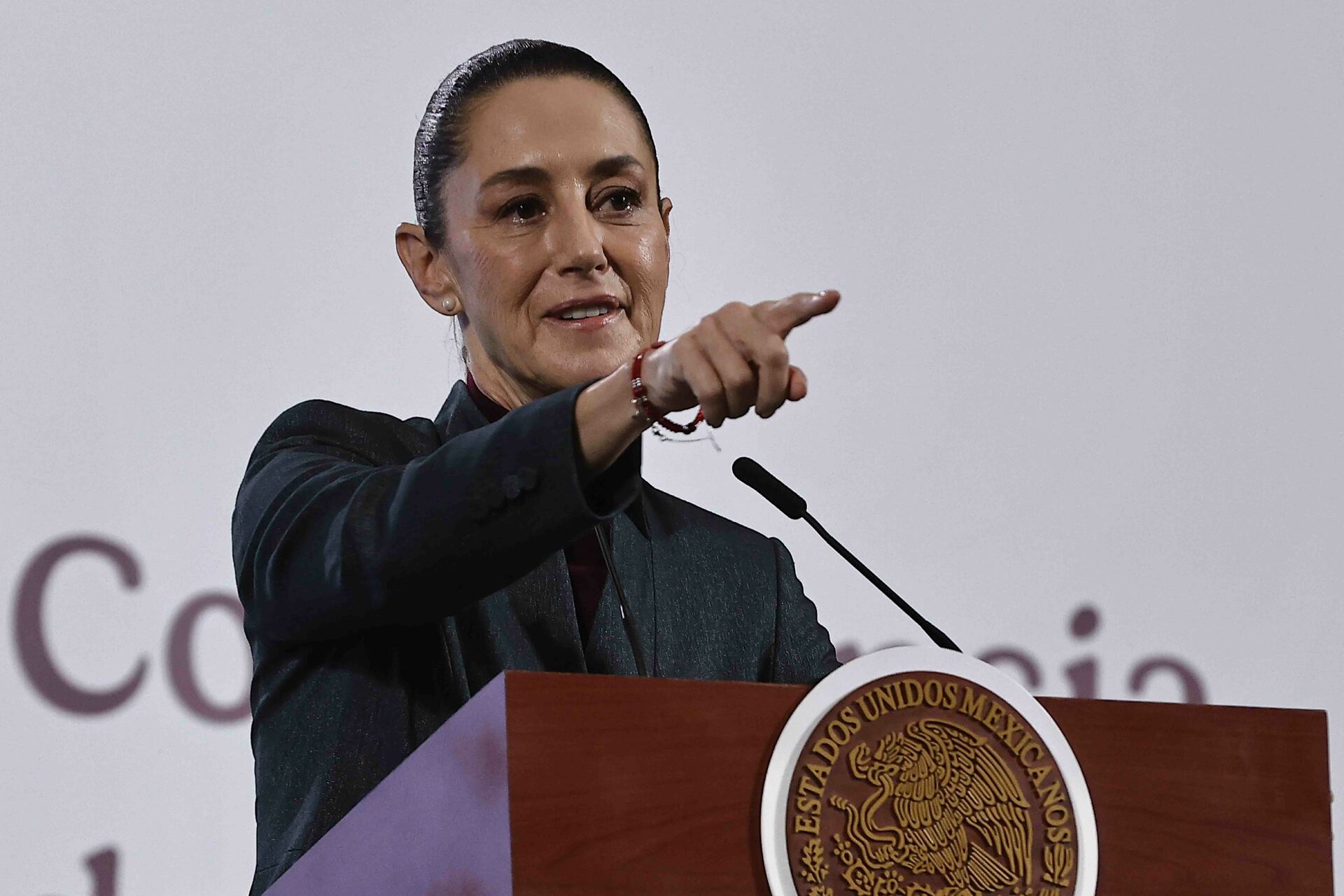 Sheinbaum niega que haya propuesta para quitarle autonomía a las Fiscalías