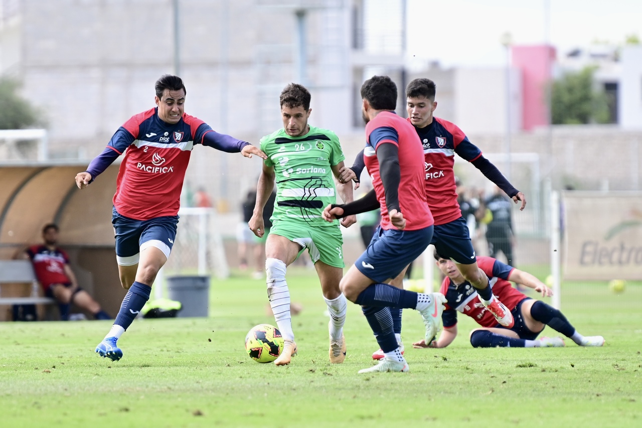 La escuadra lagunera logró reaccionar a tiempo para emparejar el duelo ante los jalisciences en las canchas del TSM.