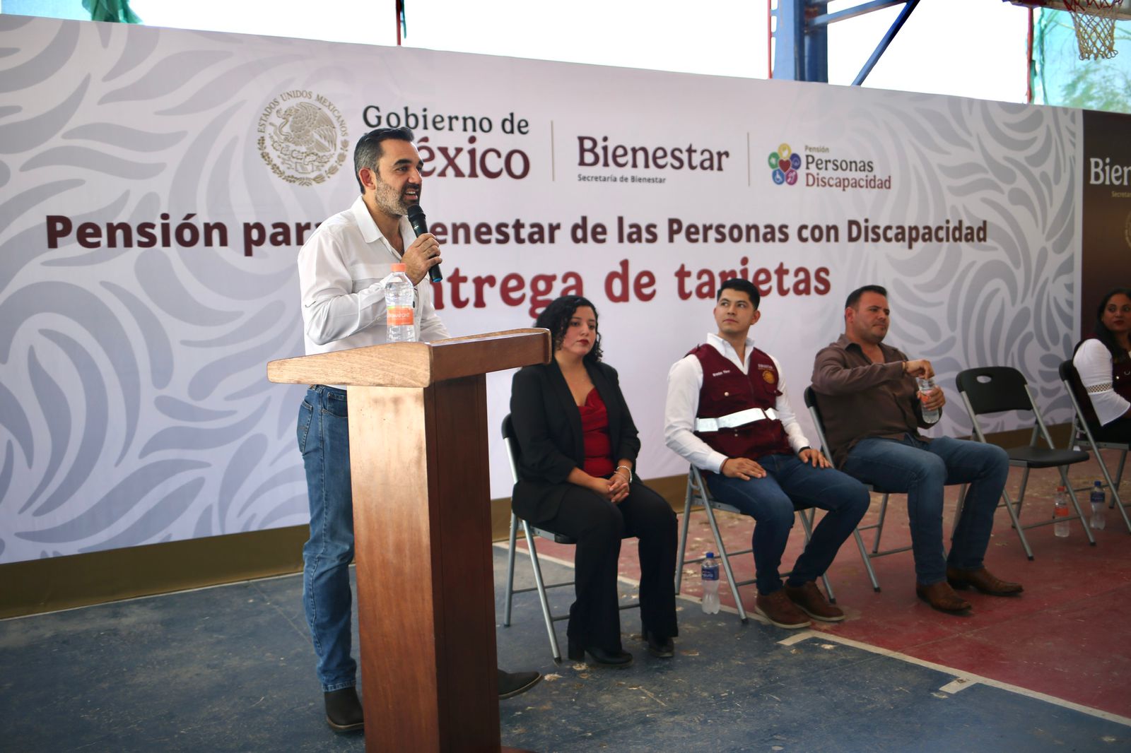 Entregan más de 2 mil tarjetas del Pensiones para el Bienestar de las Personas con Discapacidad en Coahuila