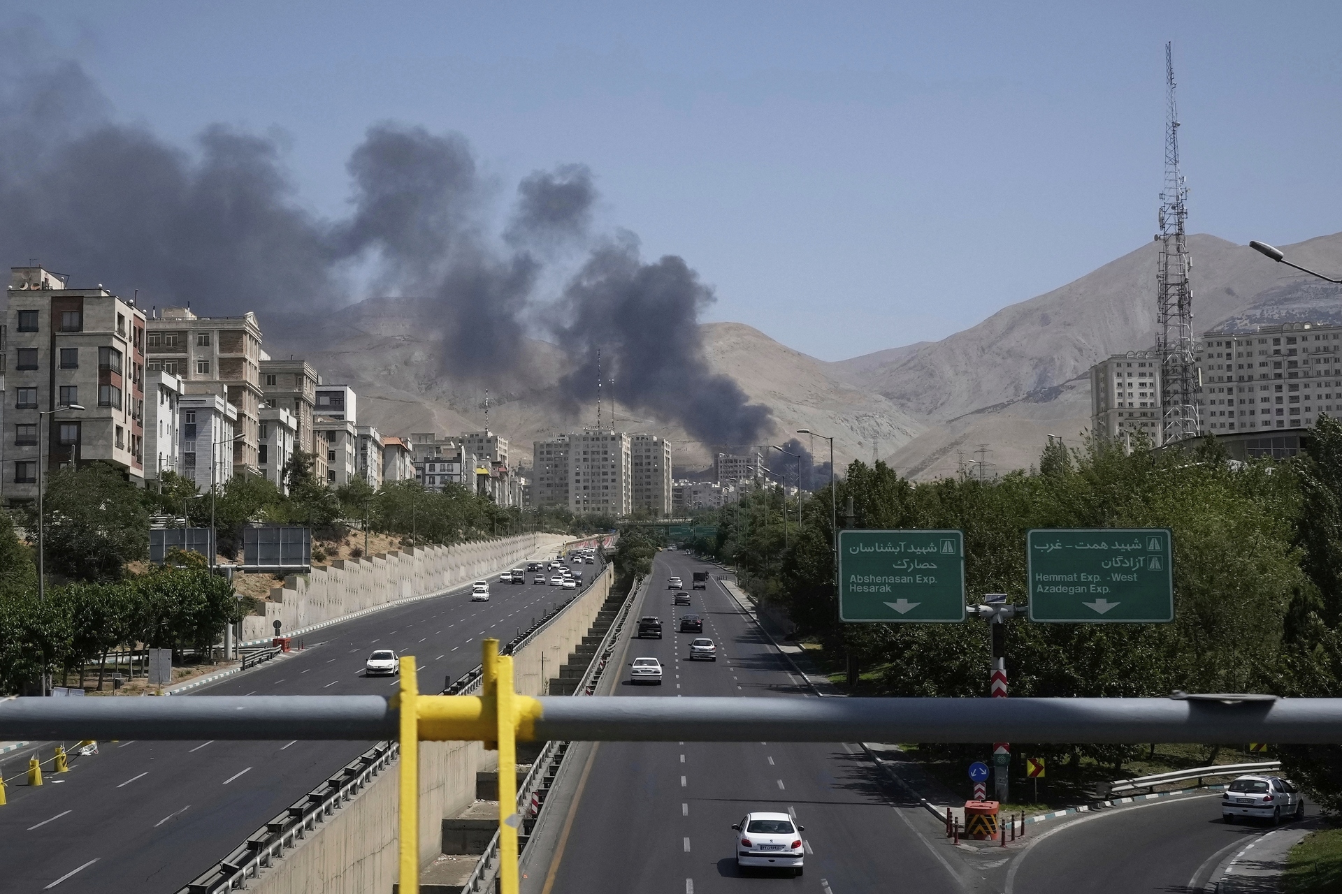 Irán amenaza con bloquear suministro de petróleo tras ataque de EUA