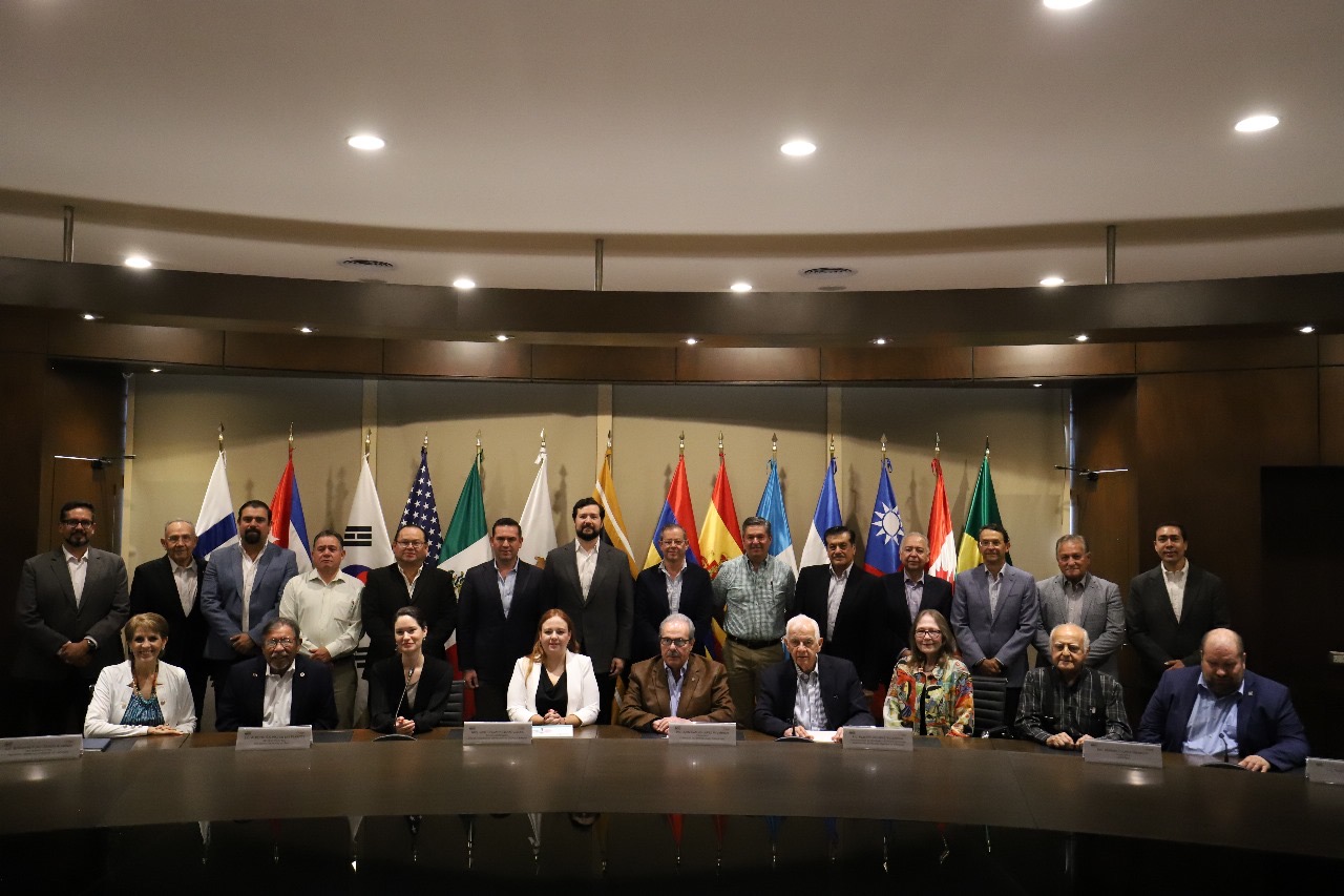 Arteaga presenta su Plan Municipal de Desarrollo 2025–2027