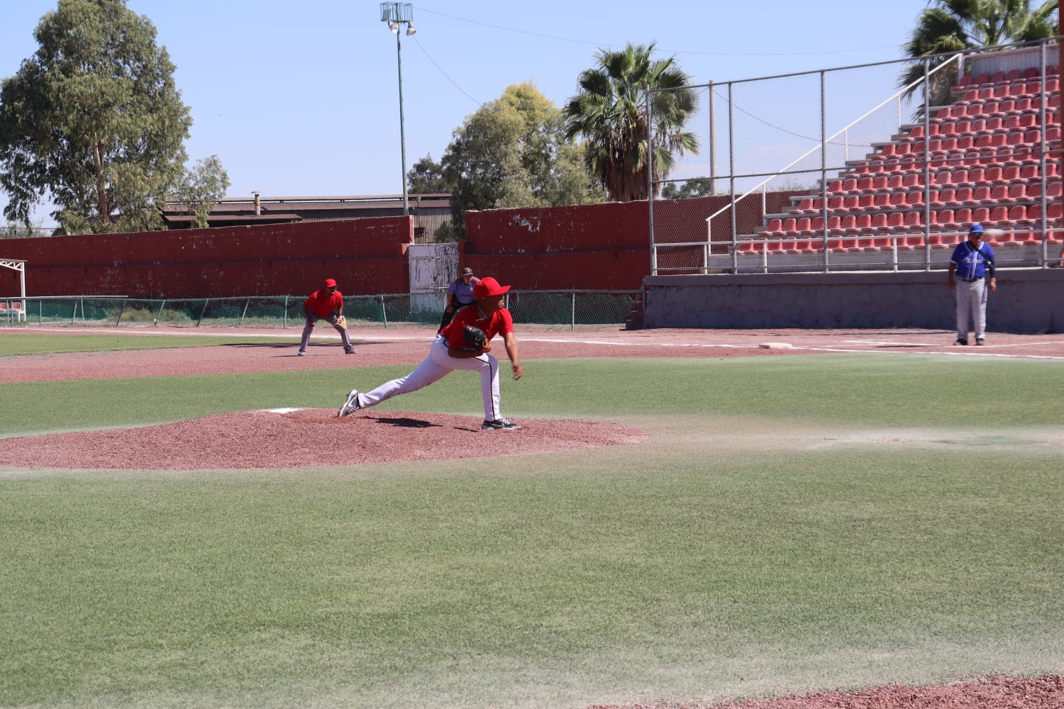 Leones de San Pedro van por campeonato de beisbol