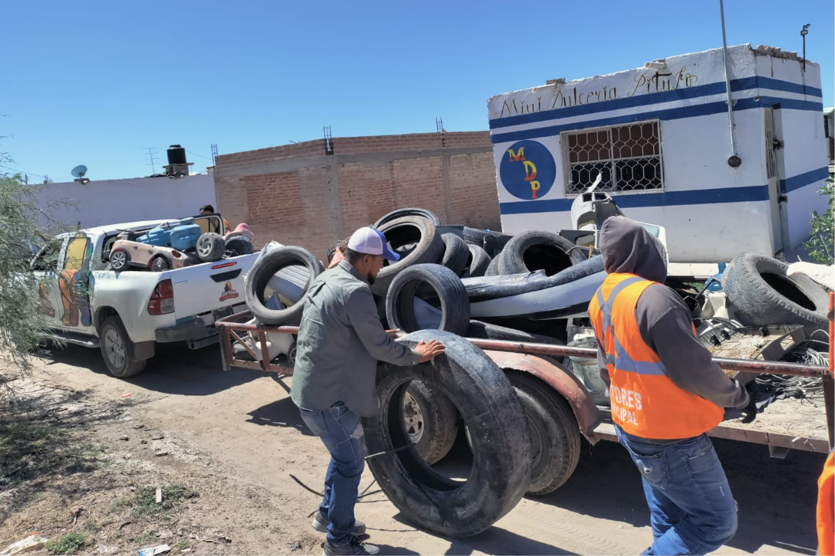 Realizan jornada de descacharrización en las colonias de San Pedro