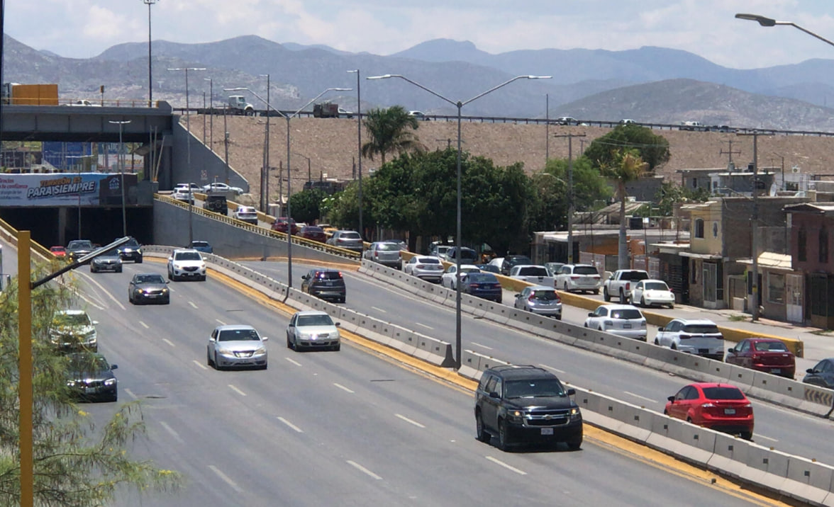 Acusa director de Obras Públicas a líder de solicitar dinero para vecinos
