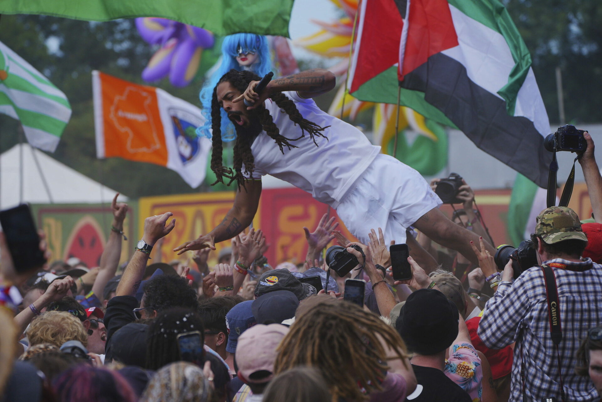La Policía británica investiga cánticos en Glastonbury que pedían la muerte del Ejército israelí