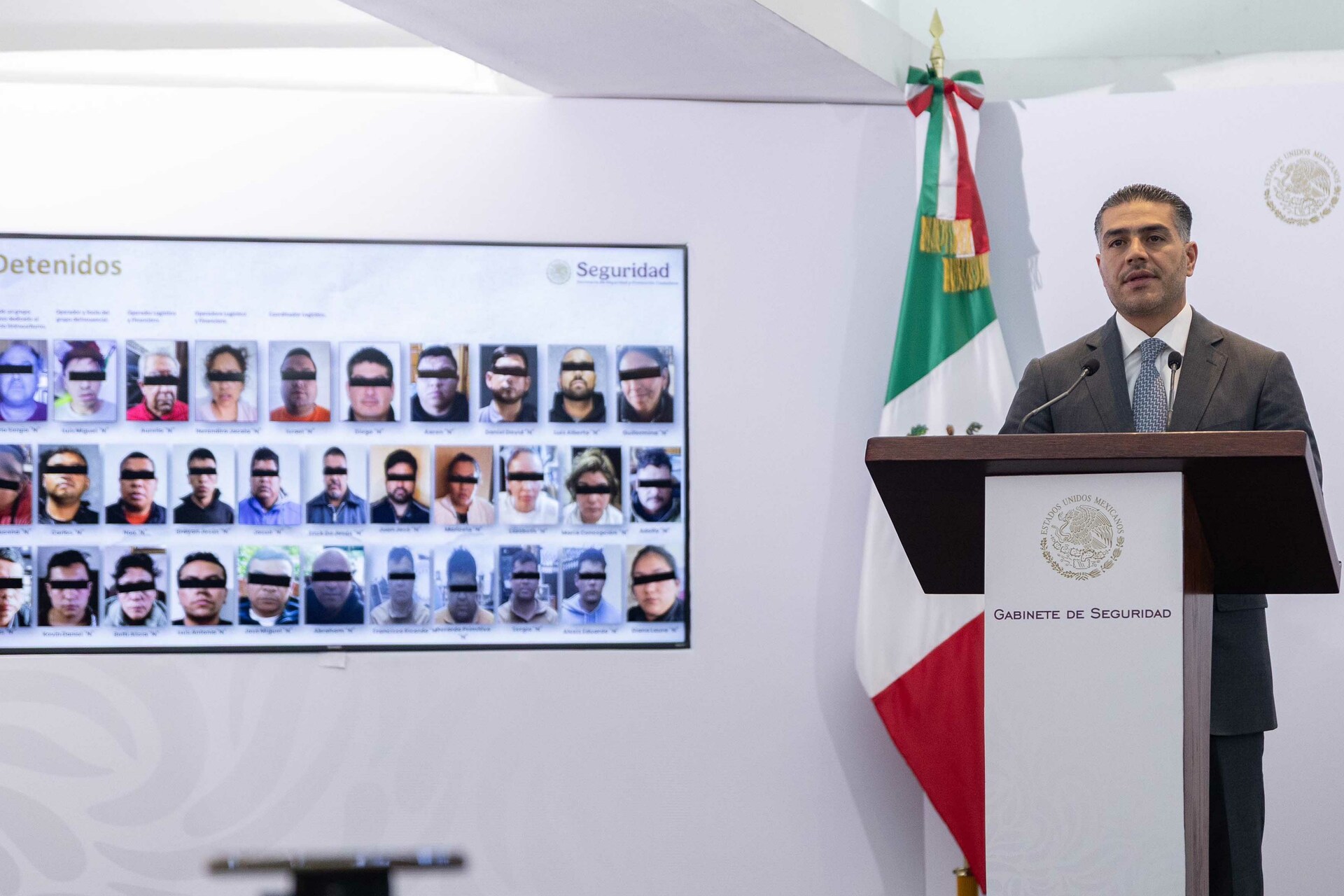Desarticulan red de huachicoleo en el centro del país; hay 32 detenidos