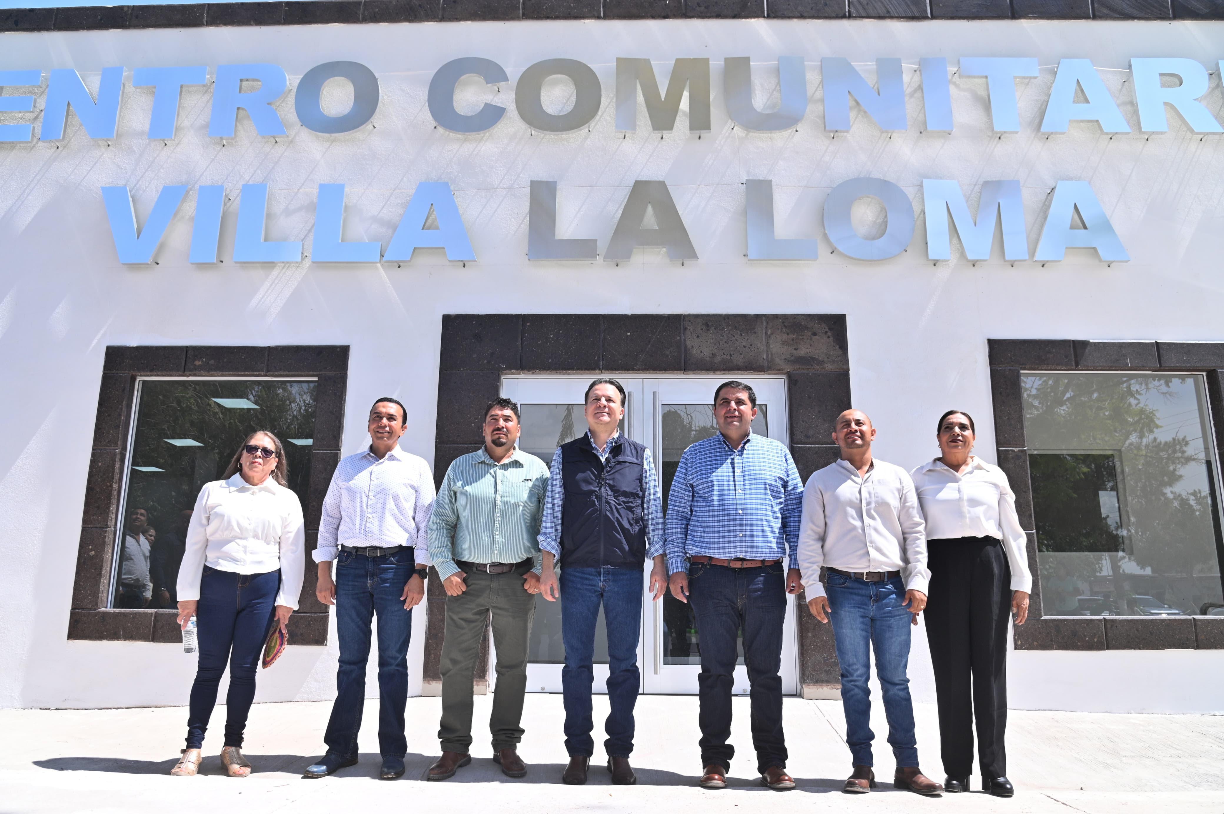 Inauguran oficinas de la Junta Municipal, Centro Comunitario y Domo Público en Villa La Loma