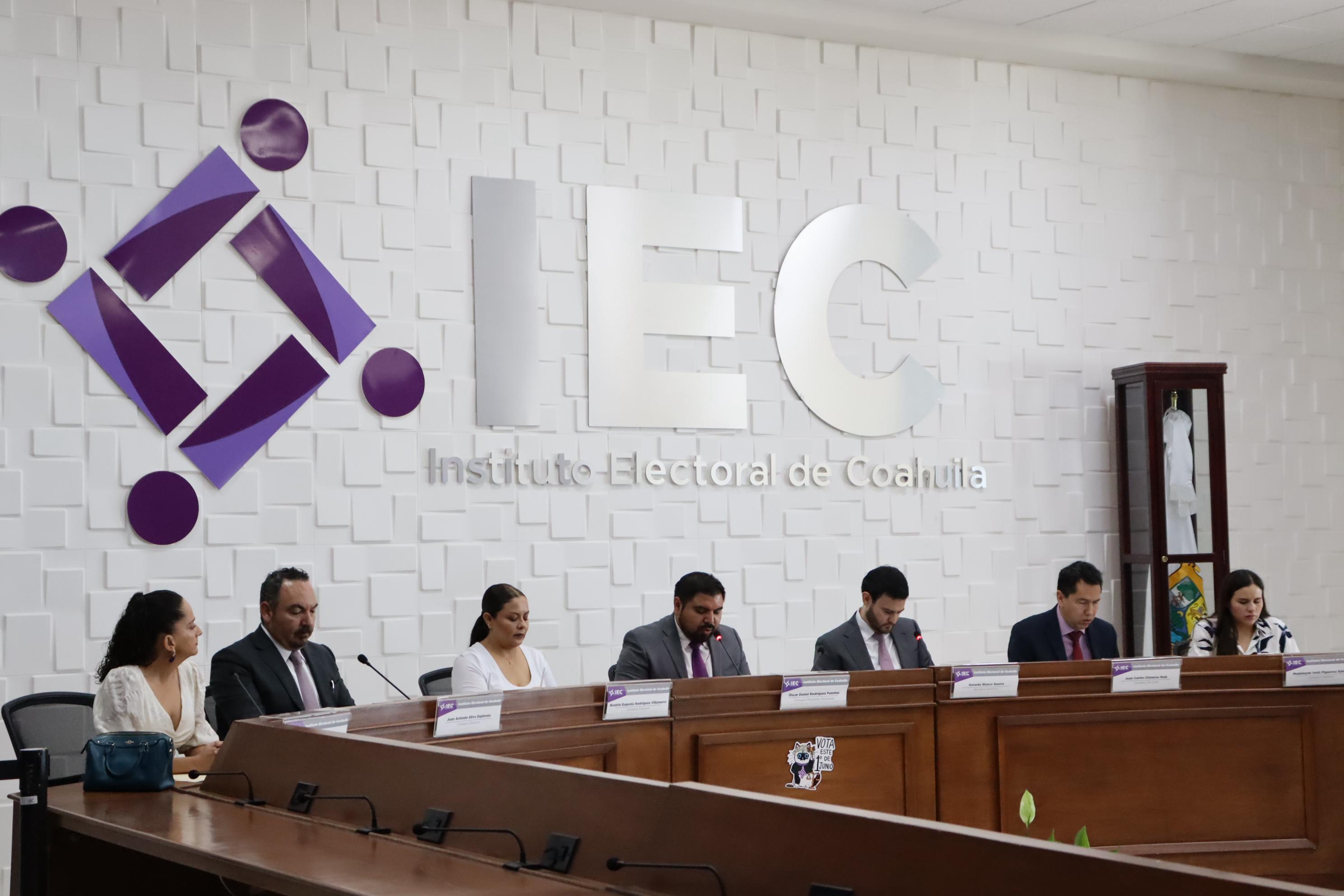 IEC ajusta financiamiento y exige correcciones a nuevos partidos políticos
