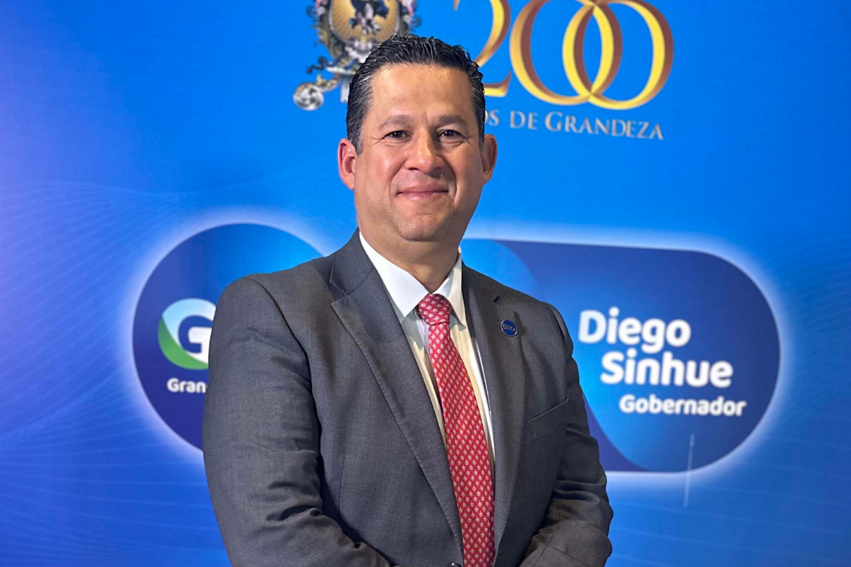 Ordenan investigar a Diego Sinhue por casa en Texas ligada a proveedor estatal